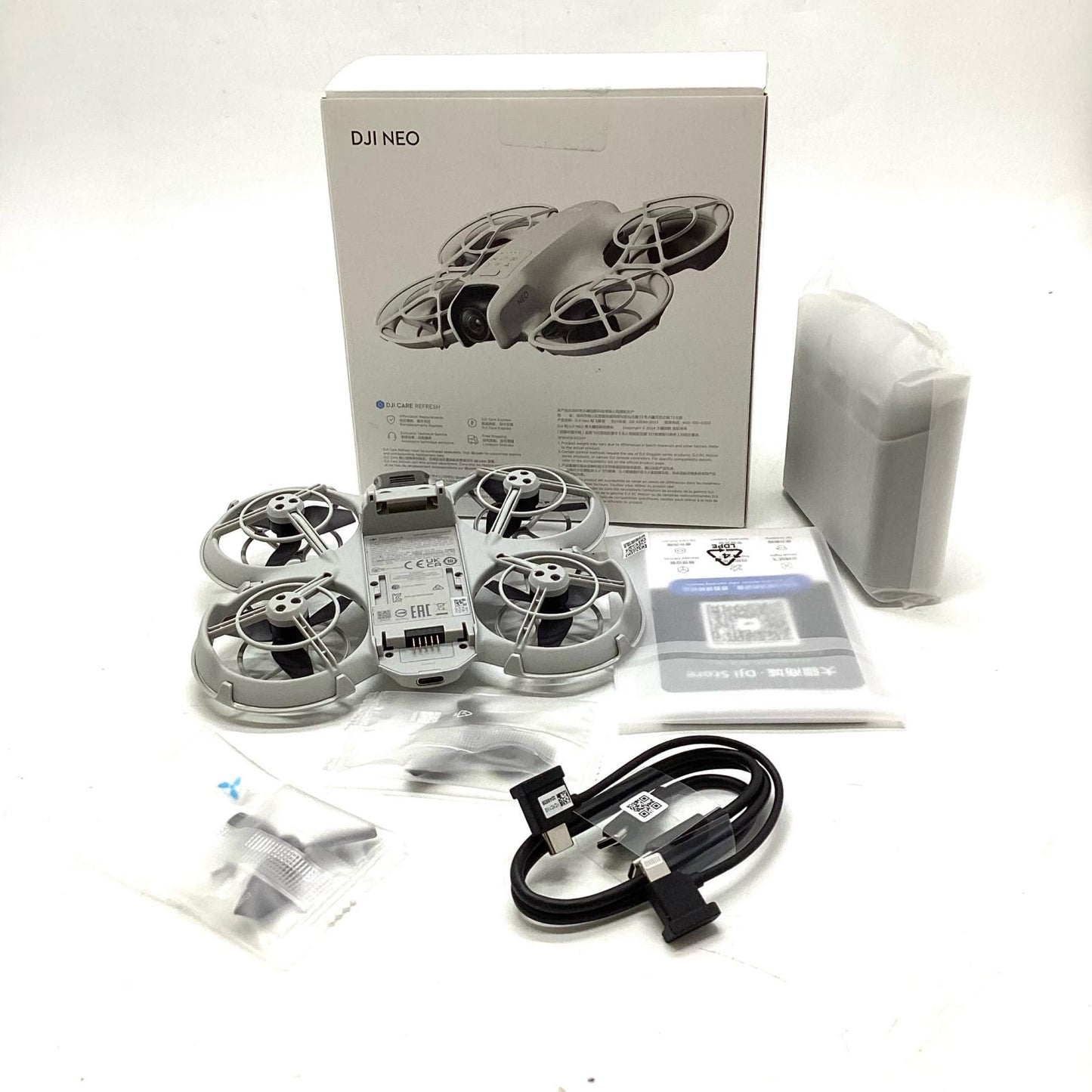 【全額返金保証】【最速発送】DJI NEO FLY MORE COMBO 美品 動作確認済
