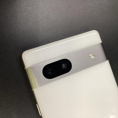 【全額返金保証】【最速発送】Google Pixel 7a 128GB Snow au SIMフリー Pixel 7a 白ロム 美品 動作確認済