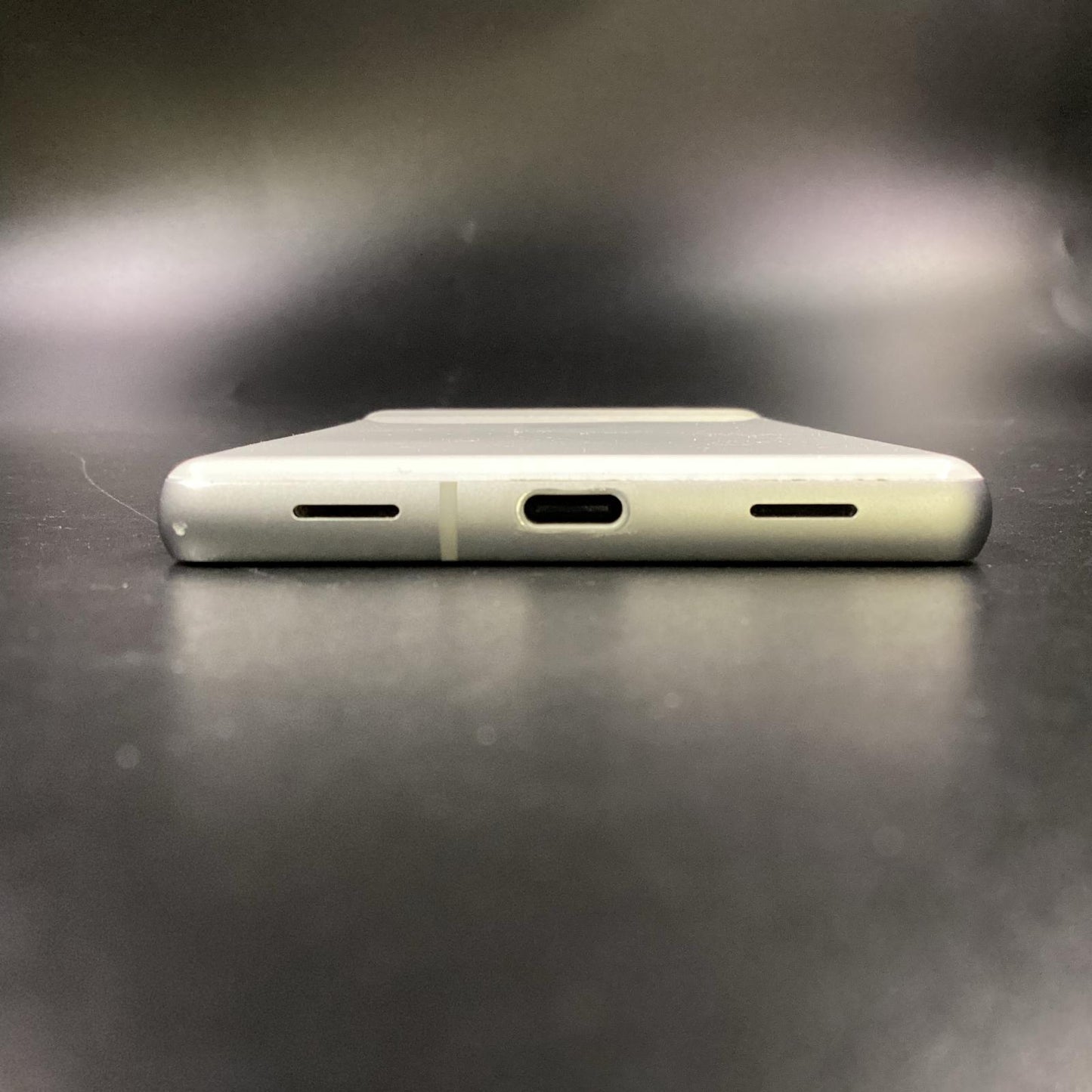 【全額返金保証】【最速発送】Google Pixel 7a 128GB Snow au SIMフリー Pixel 7a 白ロム 美品 動作確認済