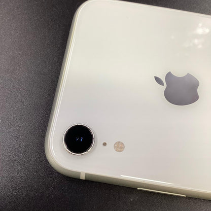 【全額返金保証】【最速発送】Apple iPhone iPhone XR 128GB ホワイト docomo 白ロム 動作確認済 86%