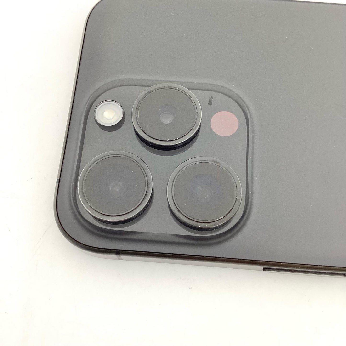 【全額返金保証】【最速発送】Apple iPhone iPhone 15 Pro 256GB ブラックチタニウム docomo 白ロム 美品 動作確認済 87%