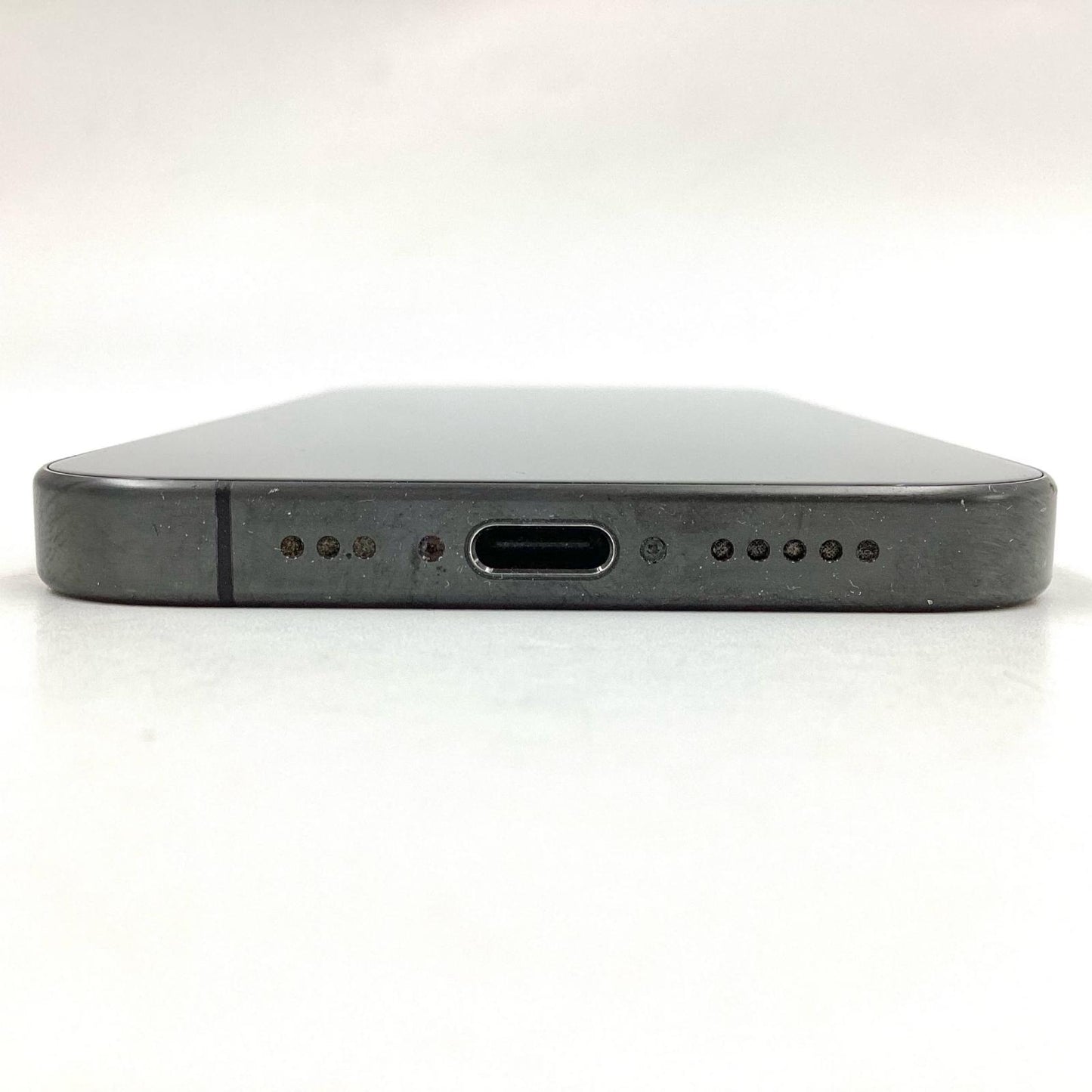 【全額返金保証】【最速発送】Apple iPhone iPhone 15 Pro 256GB ブラックチタニウム docomo 白ロム 美品 動作確認済 87%