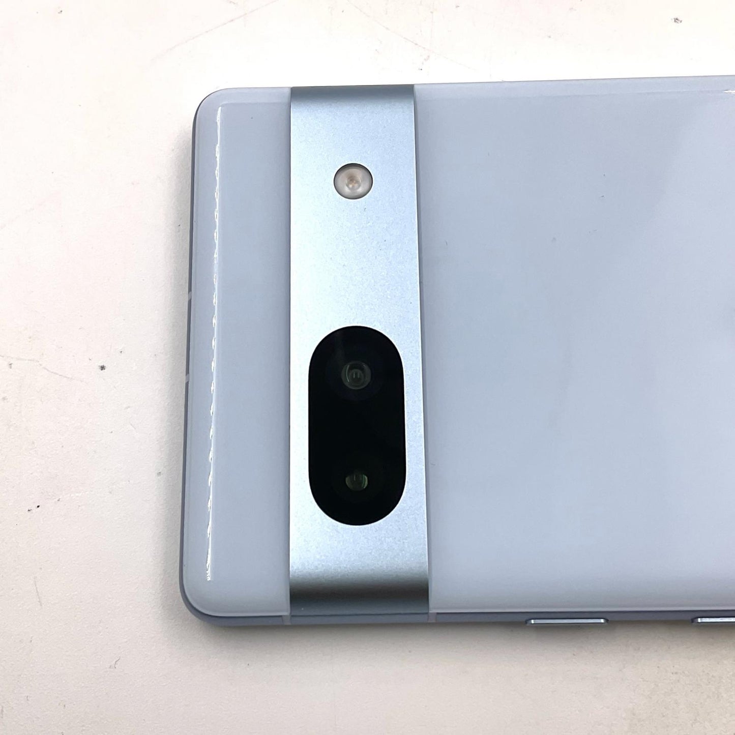 【全額返金保証】【最速発送】Google Pixel 7a 128GB Sea au G82U8 白ロム 美品 動作確認済