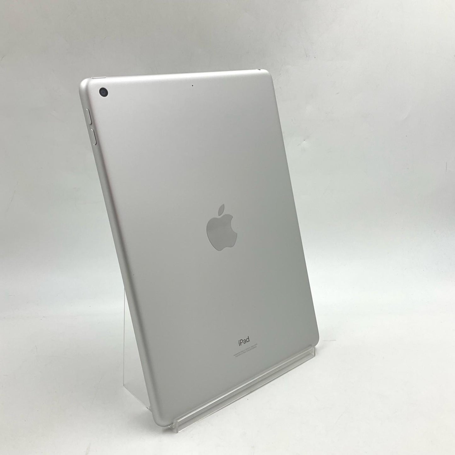 【全額返金保証】【最速発送】Apple iPad iPad 10.2インチ 第9世代 64GB シルバー Wi-Fi 美品 動作確認済