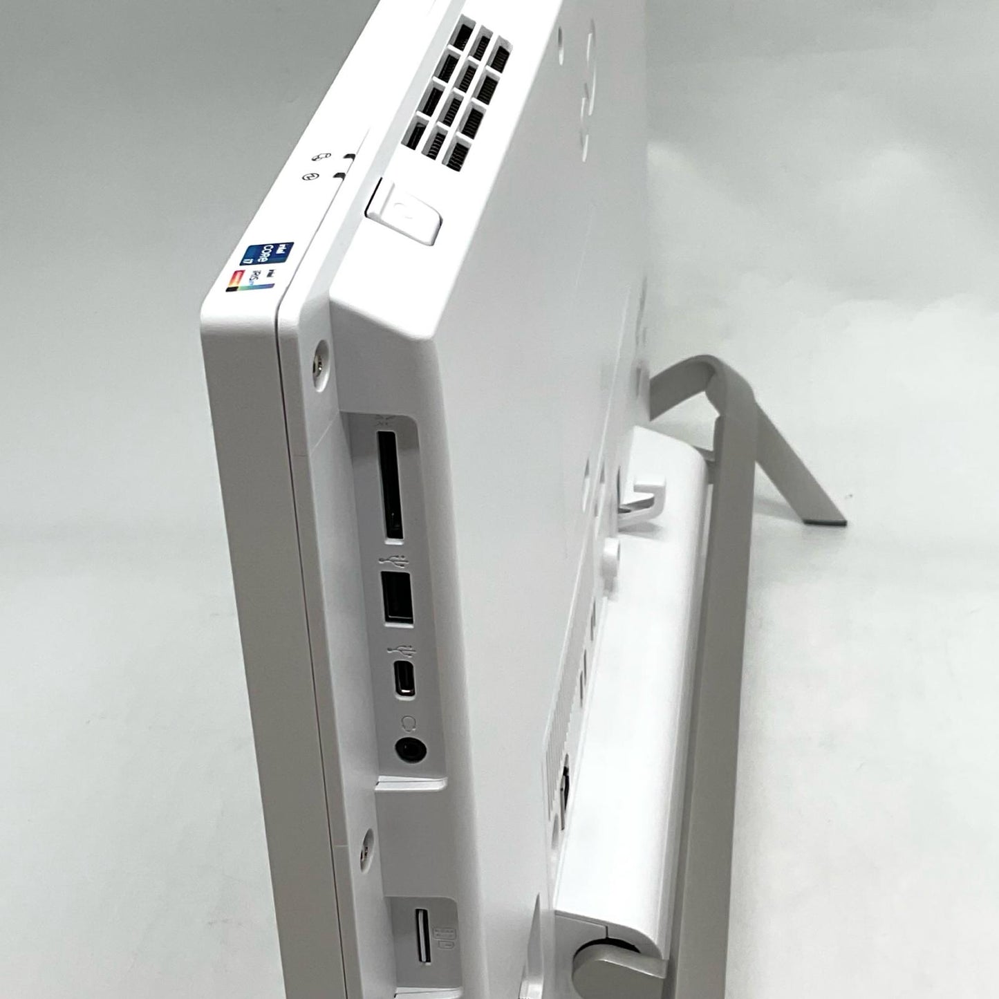 【全額返金保証】【最速発送】FUJITSU ESPRIMO FMVFH01003 i7-1165G7 8GB M.2 SSD 256GB HDD 1TB 超美品 動作確認済