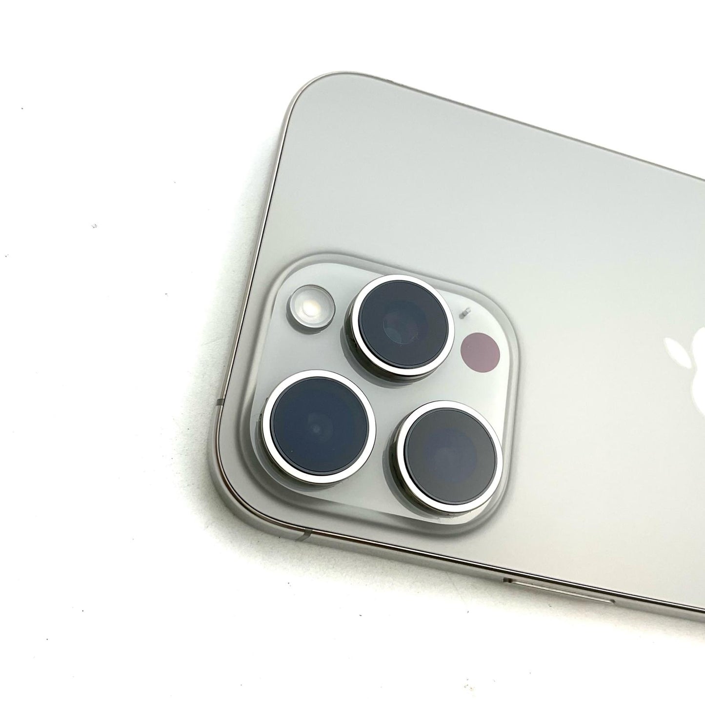 【全額返金保証】【最速発送】Apple iPhone iPhone 16 Pro Max 256GB ナチュラルチタニウム Softbank 白ロム 美品 動作確認済 93%