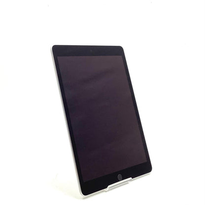 【全額返金保証】【最速発送】Apple iPad iPad 10.2インチ 第9世代 64GB シルバー Wi-Fi 動作確認済