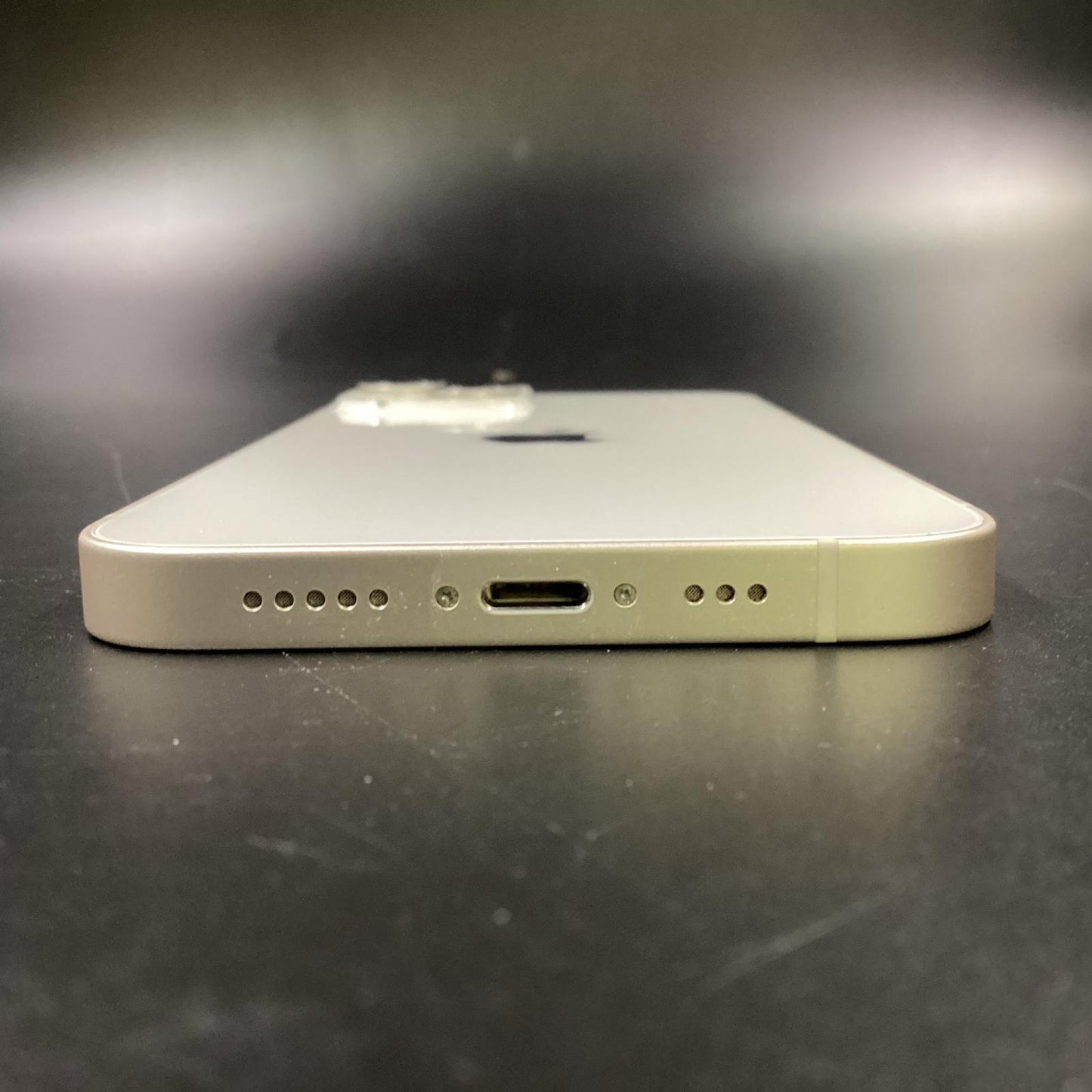 【全額返金保証】【最速発送】Apple iPhone iPhone 14 256GB スターライト docomo 白ロム 美品 動作確認済 81%