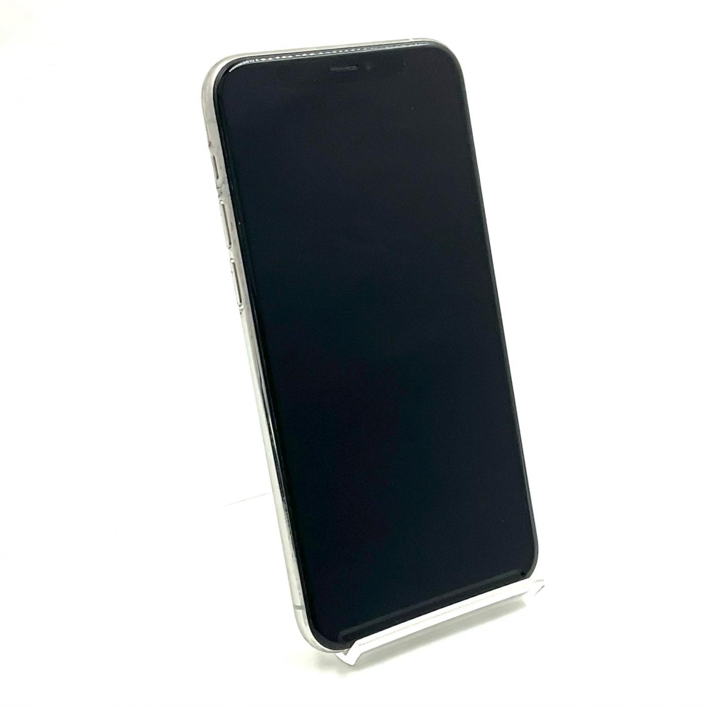 【全額返金保証】【最速発送】Apple iPhone iPhone 11 Pro 256GB シルバー docomo 白ロム 動作確認済 70%