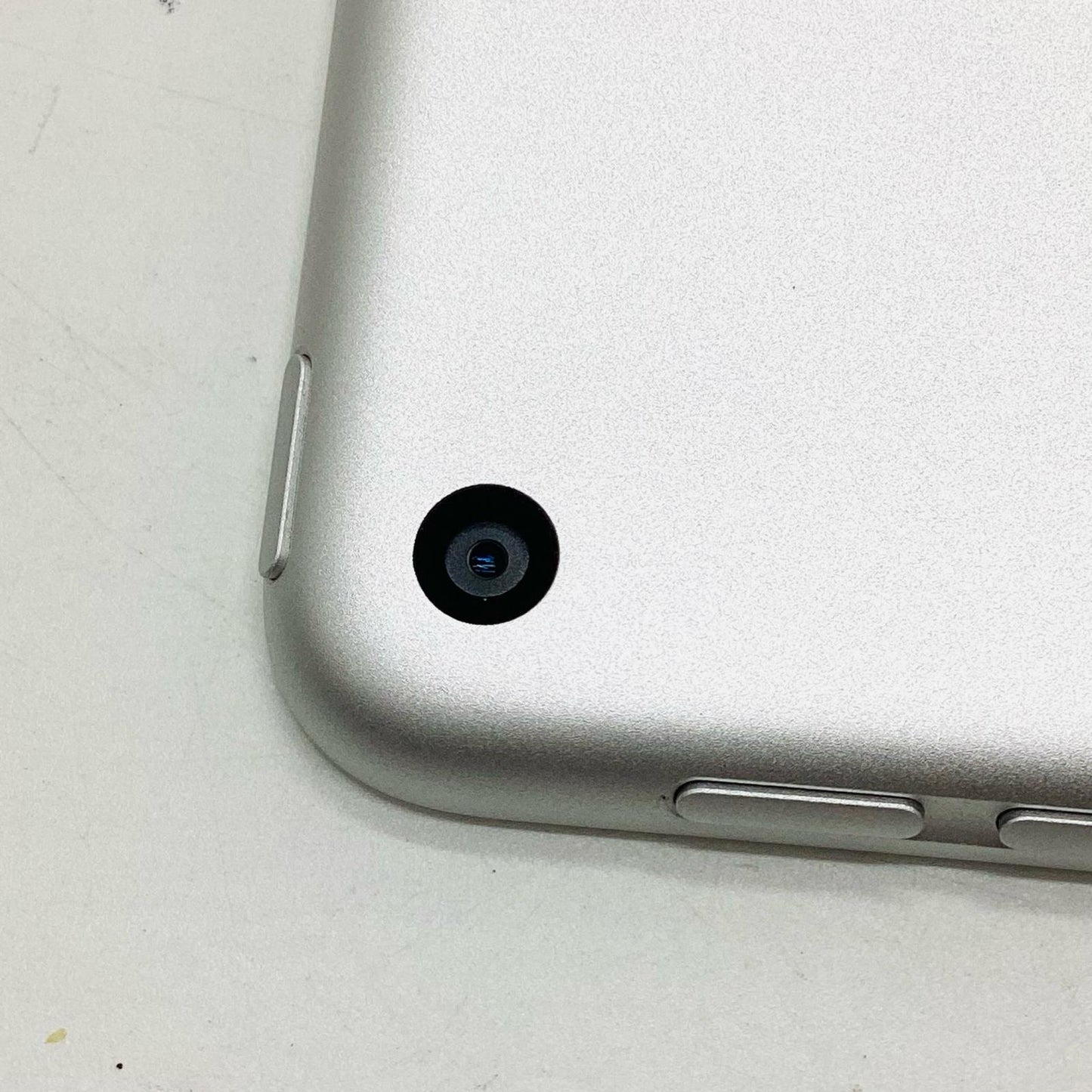 【全額返金保証】【最速発送】Apple iPad mini 7.9インチ 第5世代 64GB シルバー Wi-Fi 動作確認済