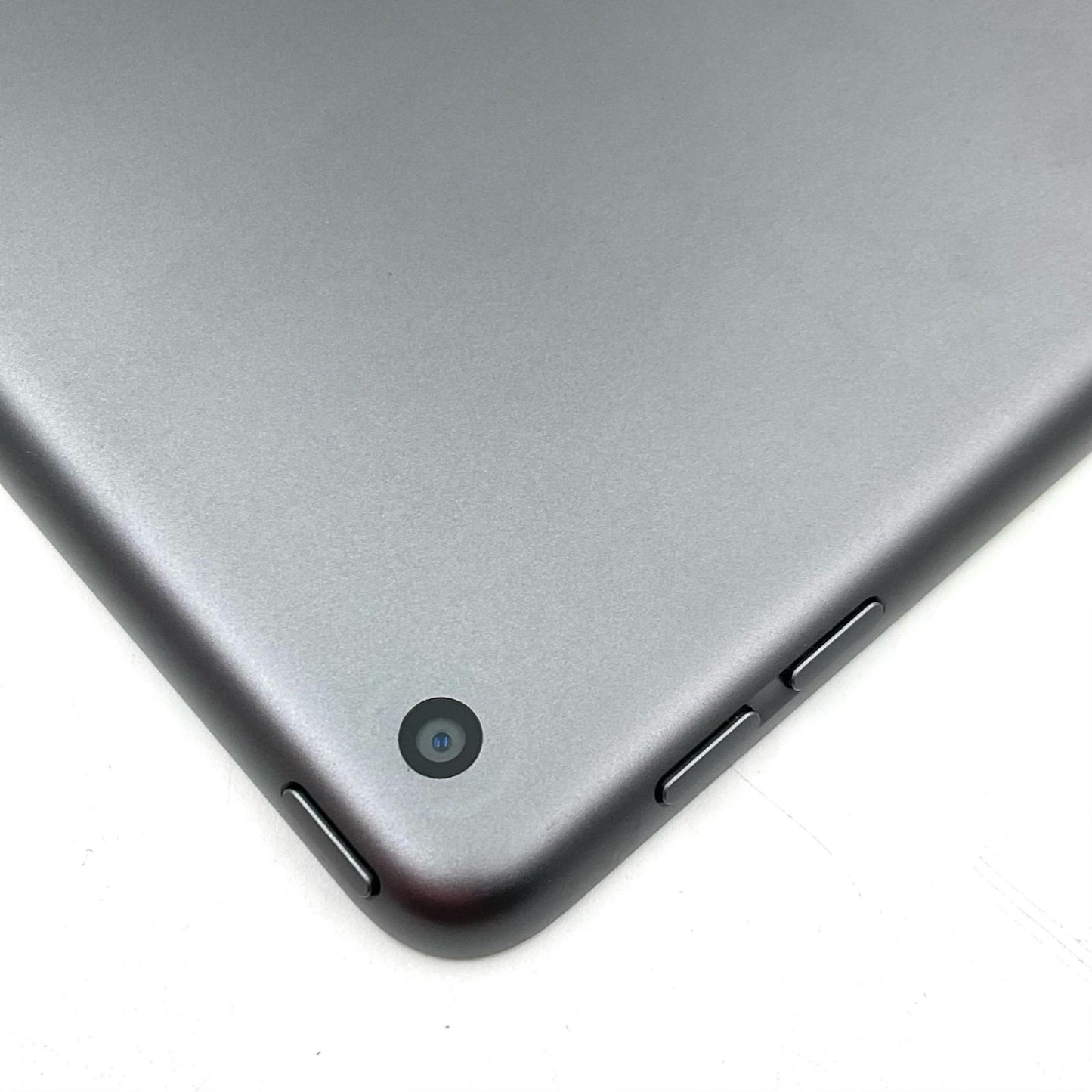 【全額返金保証】【最速発送】Apple iPad iPad 10.2インチ 第9世代 64GB スペースグレイ Wi-Fi 美品 動作確認済