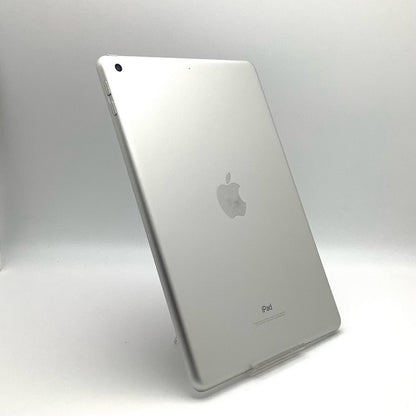 【全額返金保証】【最速発送】Apple iPad iPad 9.7インチ 第6世代 128GB シルバー Wi-Fi 超美品 動作確認済