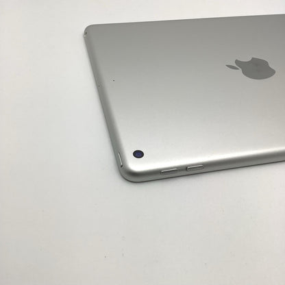 【全額返金保証】【最速発送】Apple iPad iPad 9.7インチ 第6世代 128GB シルバー Wi-Fi 超美品 動作確認済