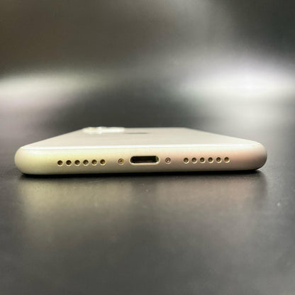 【全額返金保証】【最速発送】Apple iPhone iPhone 11 64GB ホワイト au SIMフリー 白ロム 美品 動作確認済 86%