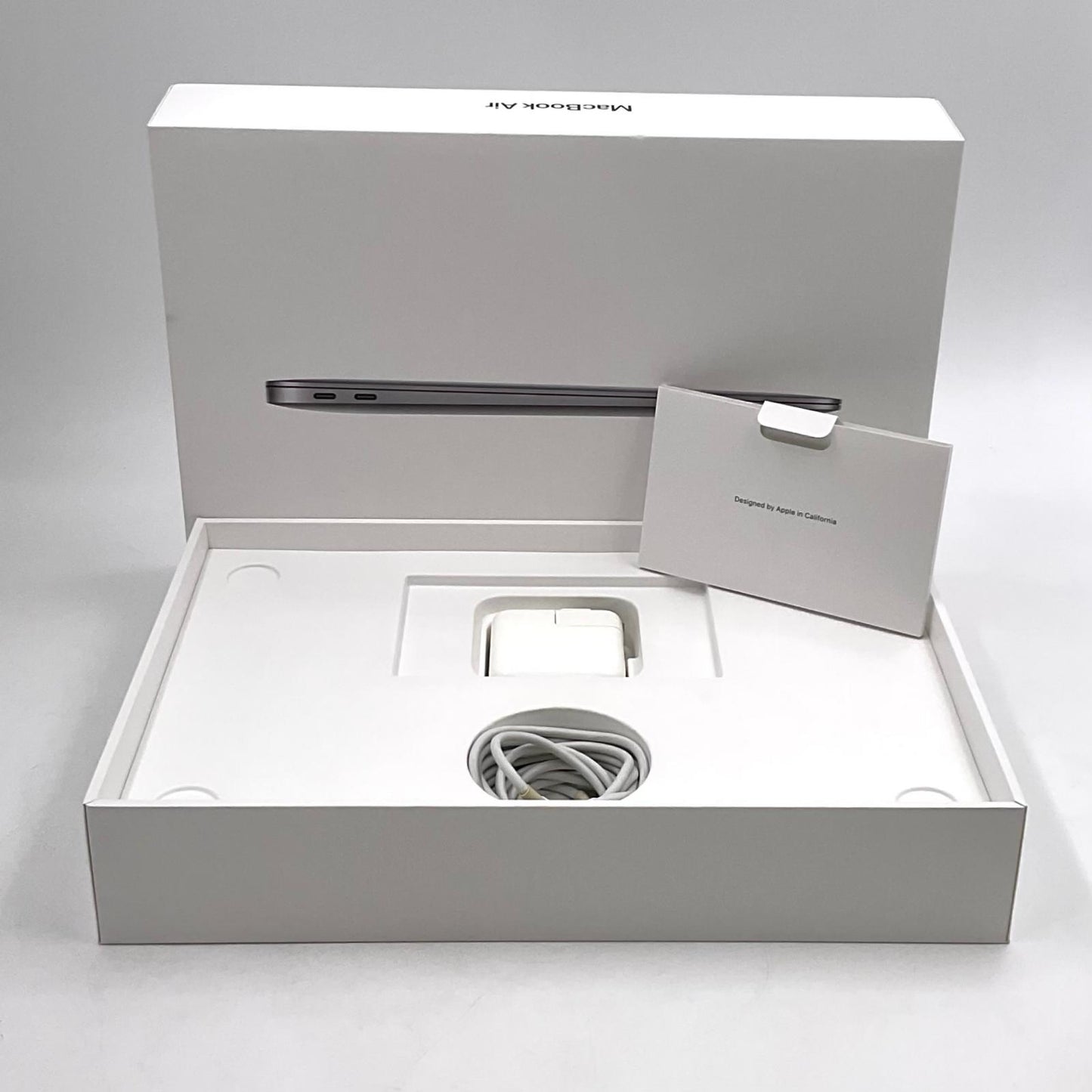 【全額返金保証】【最速発送】Apple MacBook Air 13.3インチ 2020 Apple M1 8GB 256GB スペースブラック 98% 美品 動作確認済