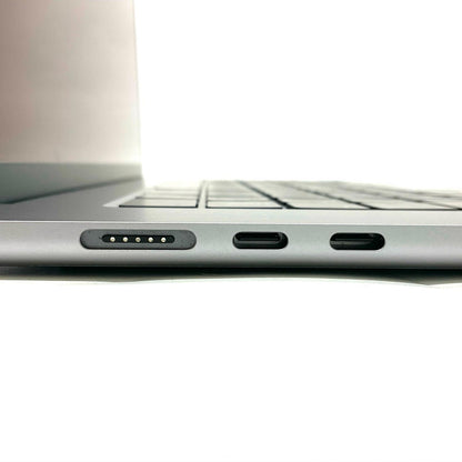 【全額返金保証】【最速発送】Apple MacBook Air 15インチ 2024 Apple M3 8GB 256GB スペースグレイ 100% 超美品 動作確認済