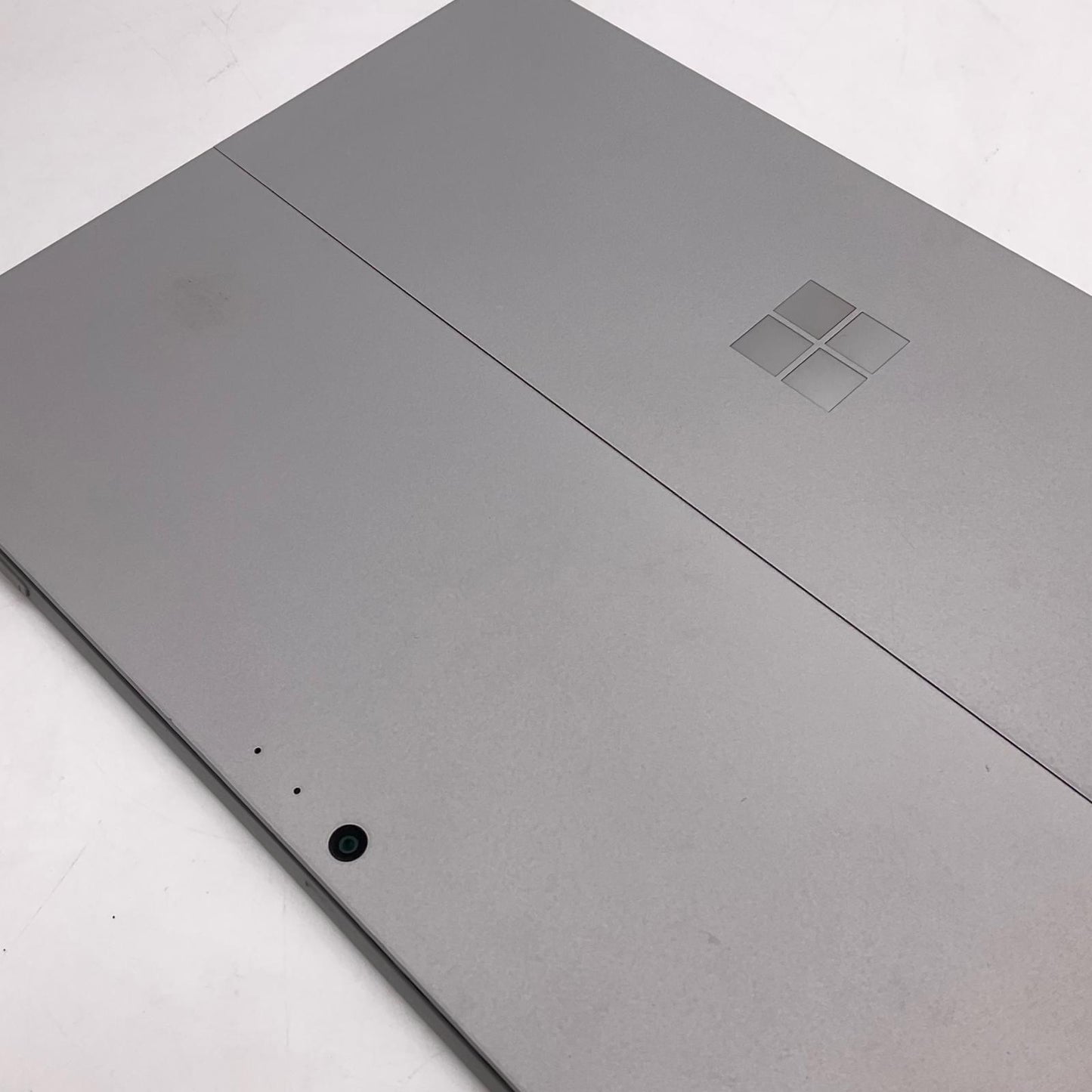 【最速発送】Microsoft Surface Pro 6 1796 i5-8350U 8GB M.2 SSD 128GB 67.4%【難有】
