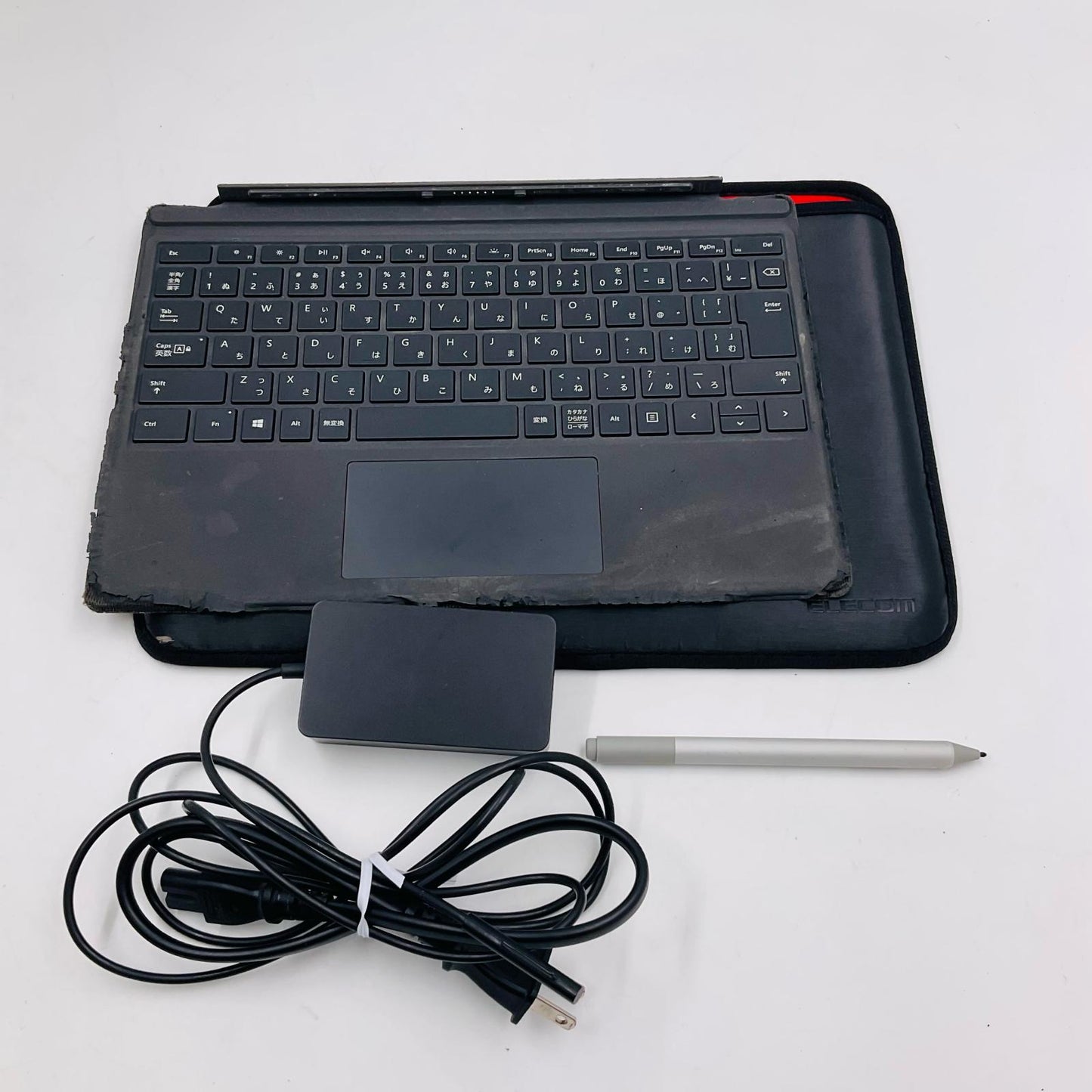【最速発送】Microsoft Surface Pro 6 1796 i5-8350U 8GB M.2 SSD 128GB 67.4%【難有】
