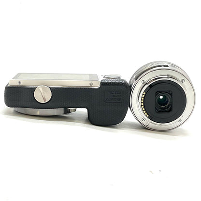 【全額返金保証】【最速発送】Sony デジタル一眼 α NEX-5TL パワーズームレンズキット [ホワイト] ホワイト 美品 動作確認済