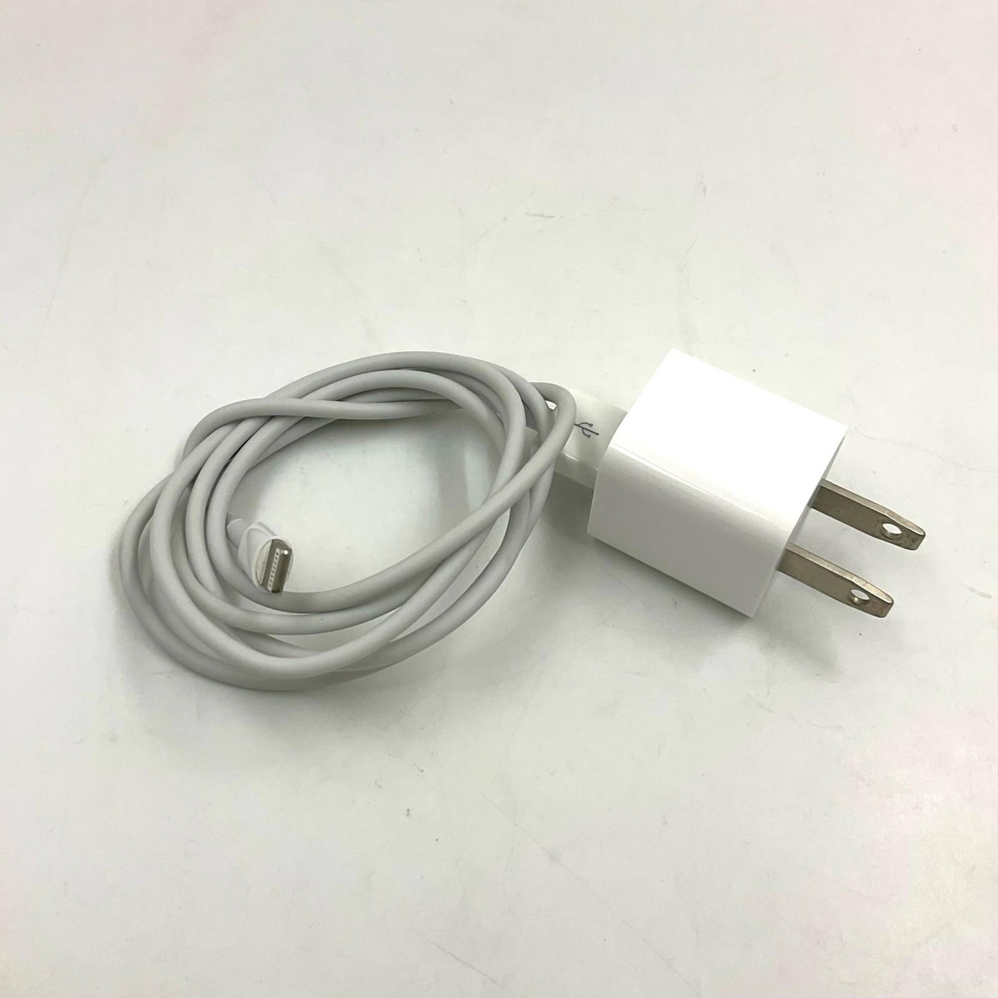 【全額返金保証】【最速発送】Apple iPhone iPhone 14 256GB スターライト docomo 白ロム 動作確認済 78%