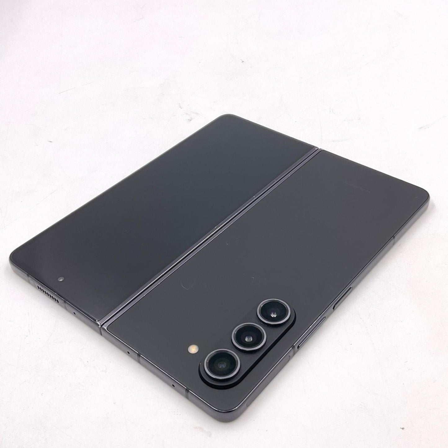 【全額返金保証】【最速発送】SAMSUNG Galaxy Z Fold5 256GB Black 白ロム 動作確認済