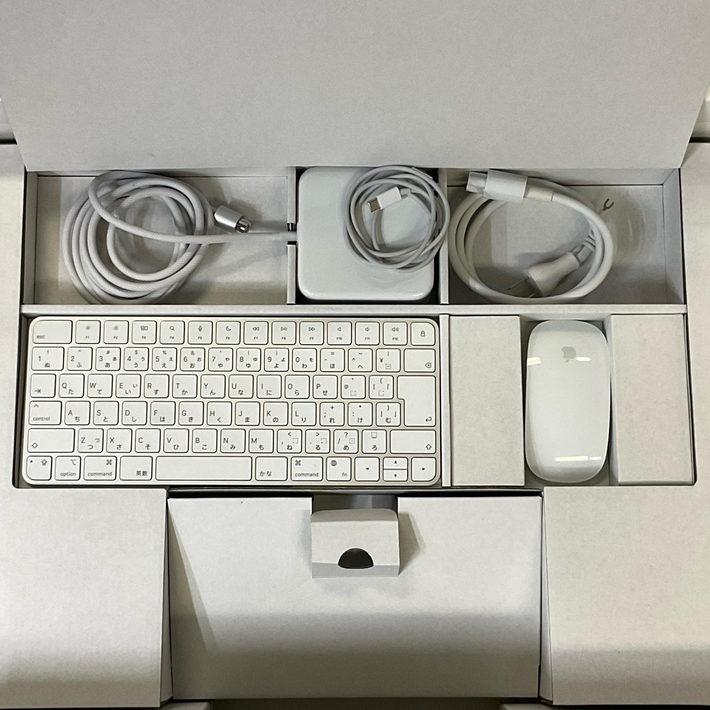 【全額返金保証】【最速発送】Apple iMac 24インチ Apple M1 8GB SSD 256GB シルバー 美品 動作確認済