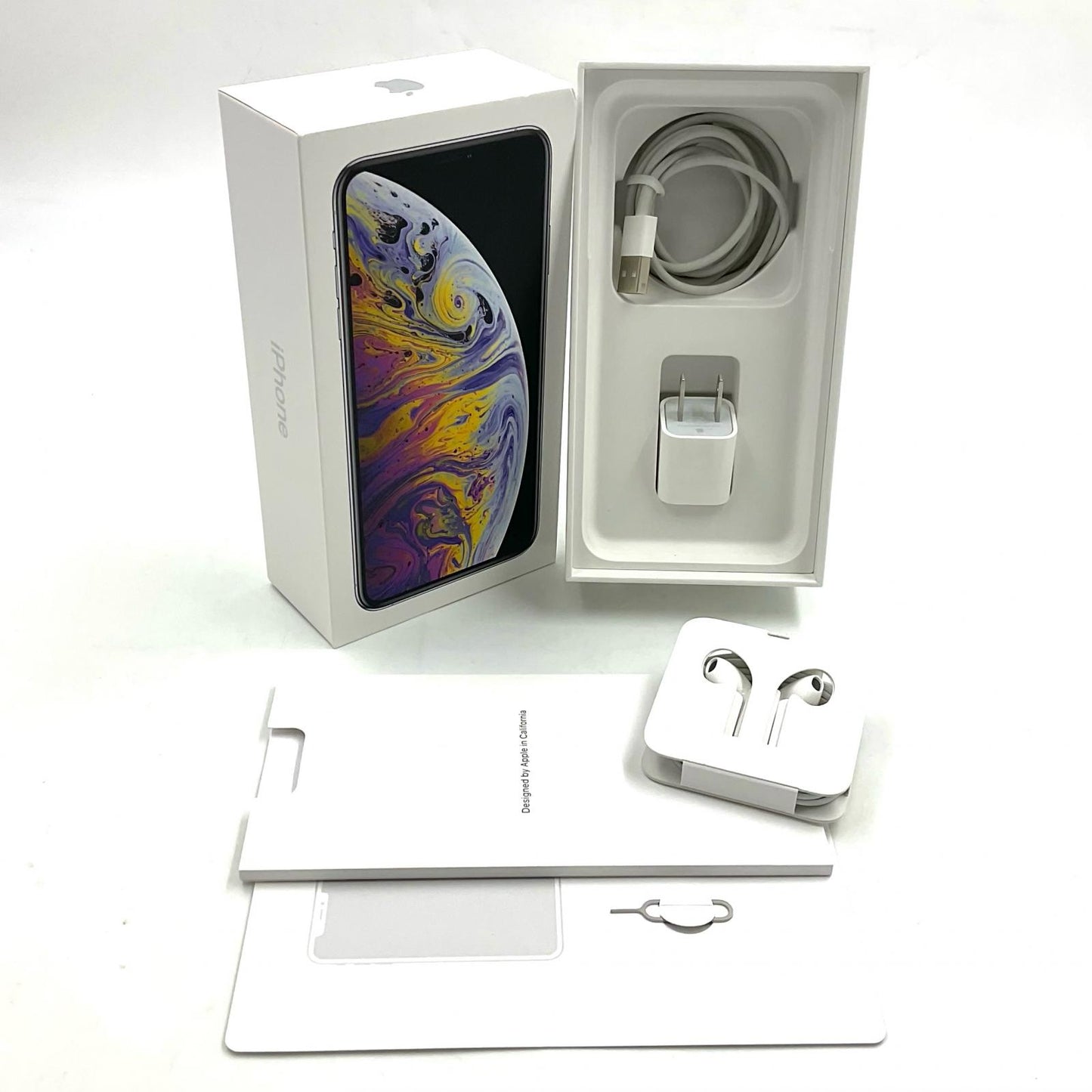 【最速発送】Apple iPhone iPhone XS Max 256GB シルバー docomo SIMフリー 白ロム【難有】 91%