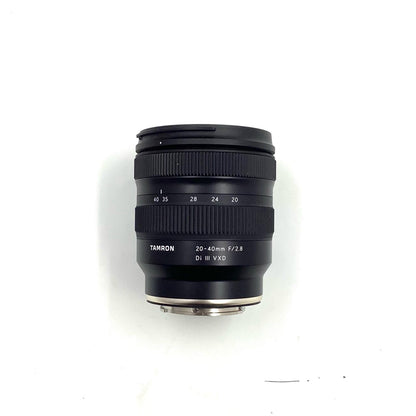 【全額返金保証】【最速発送】TAMRON 20-40mm F/2.8 Di III VXD (Model A062) [ソニー用] 美品 動作確認済
