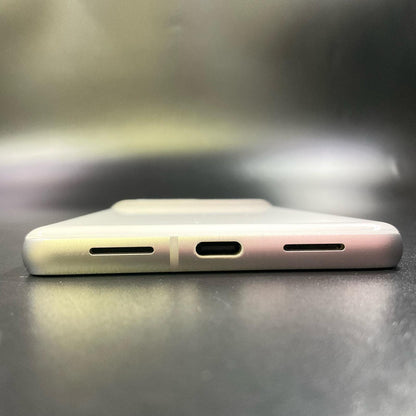 【全額返金保証】【最速発送】Google Pixel 7 128GB Snow Softbank 白ロム 美品 動作確認済