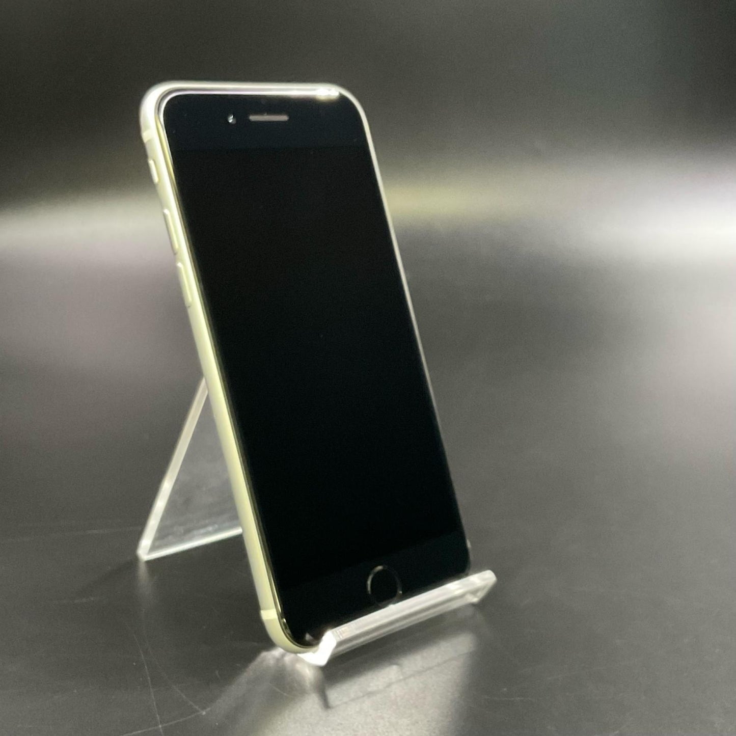 【全額返金保証】【最速発送】Apple iPhone iPhone SE（第2世代） 256GB ホワイト SIMフリー 白ロム 美品 動作確認済 82%