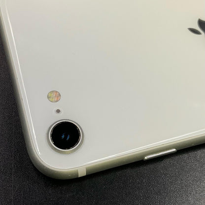 【全額返金保証】【最速発送】Apple iPhone iPhone SE（第2世代） 256GB ホワイト SIMフリー 白ロム 美品 動作確認済 82%