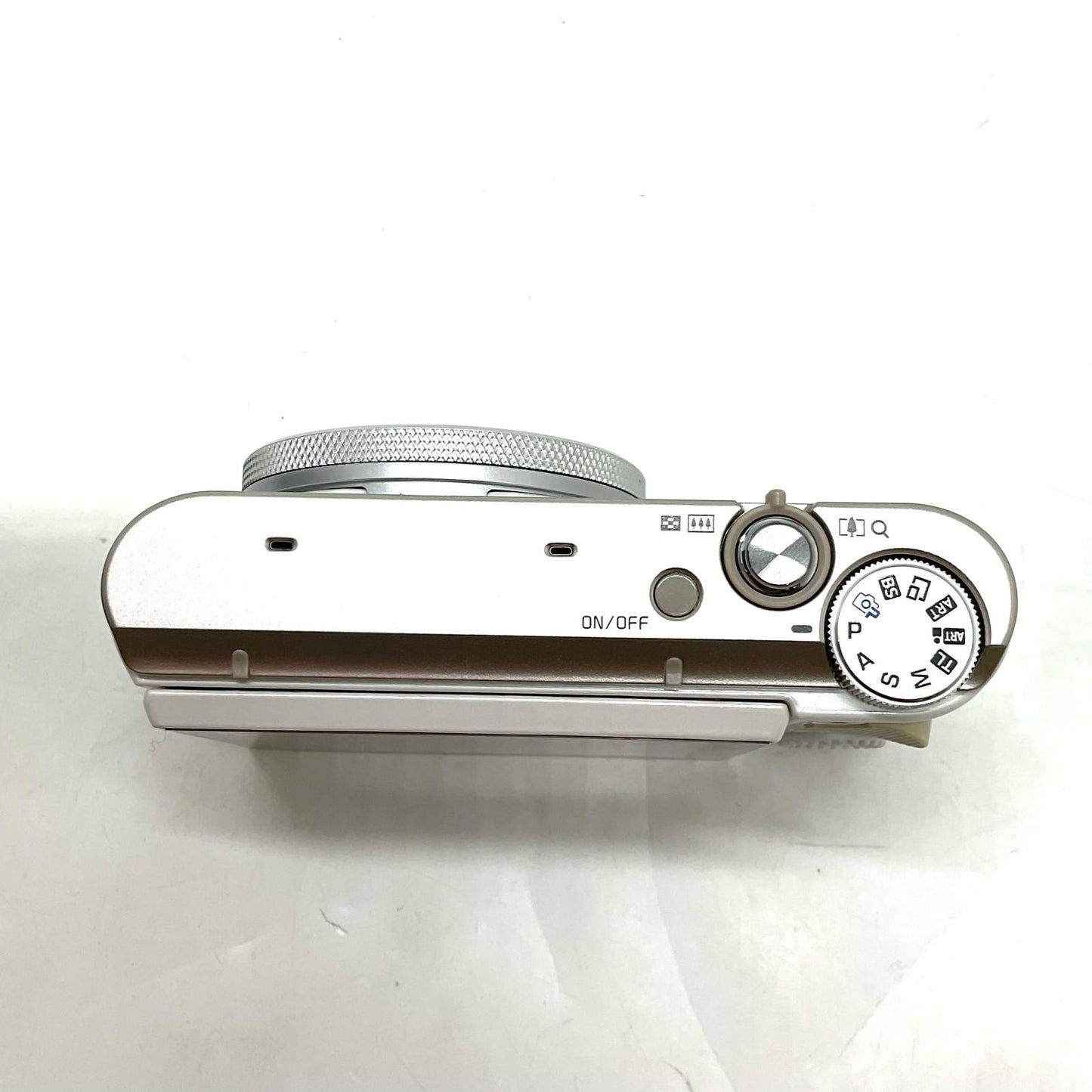 【全額返金保証】【最速発送】CASIO コンパクトデジタルカメラ HIGH SPEED EXILIM EX-ZR4000WE [ホワイト] 美品 動作確認済