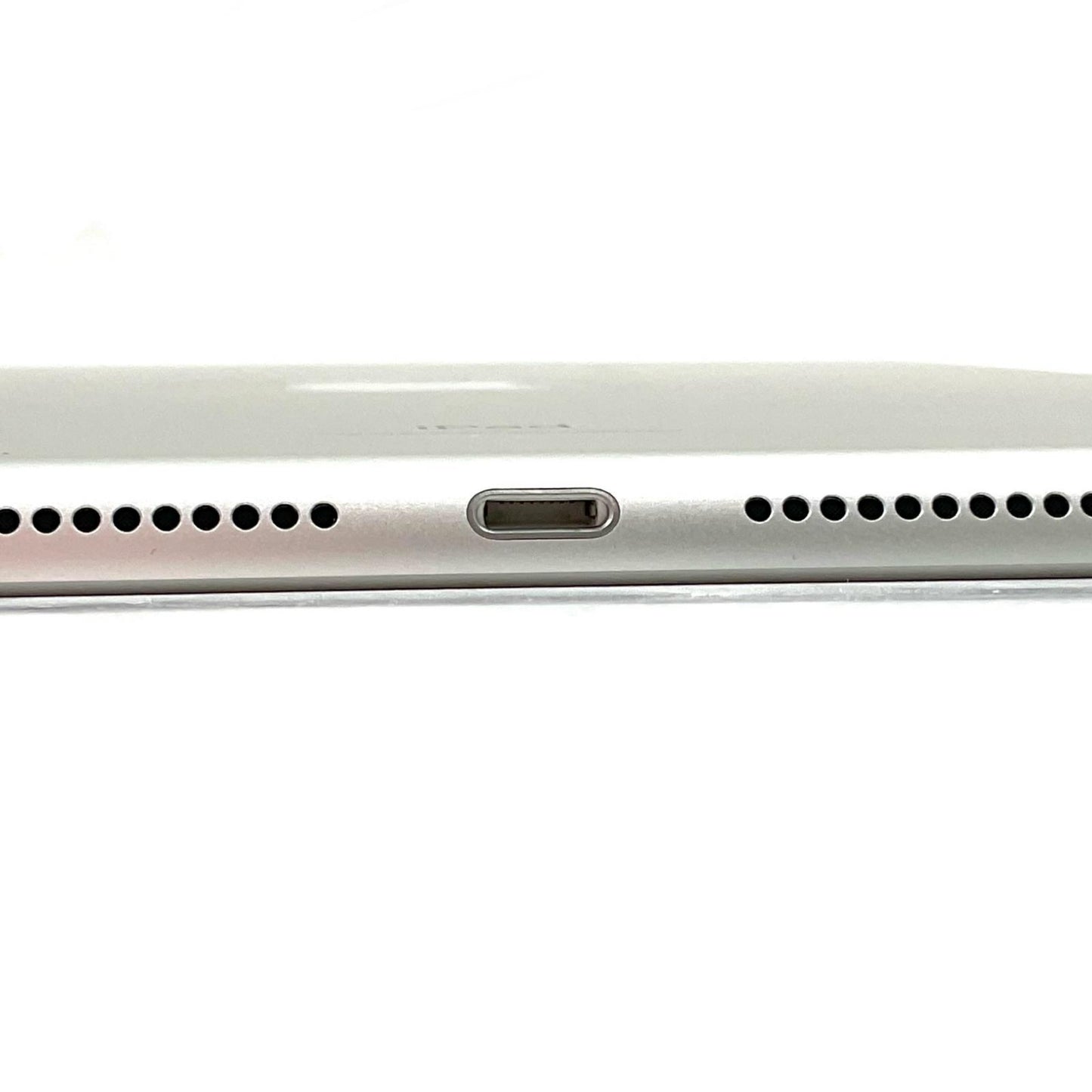 【全額返金保証】【最速発送】Apple iPad iPad 10.2インチ 第9世代 64GB シルバー Wi-Fi 美品 動作確認済