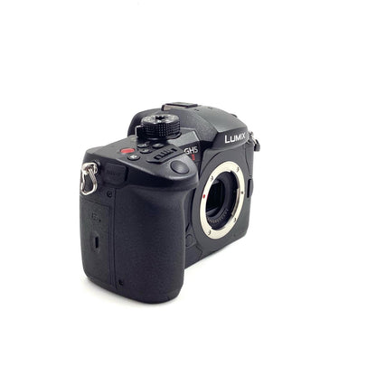 【全額返金保証】【最速発送】Panasonic デジタル一眼 LUMIX DC-GH5M2 ボディ ブラック 美品 動作確認済