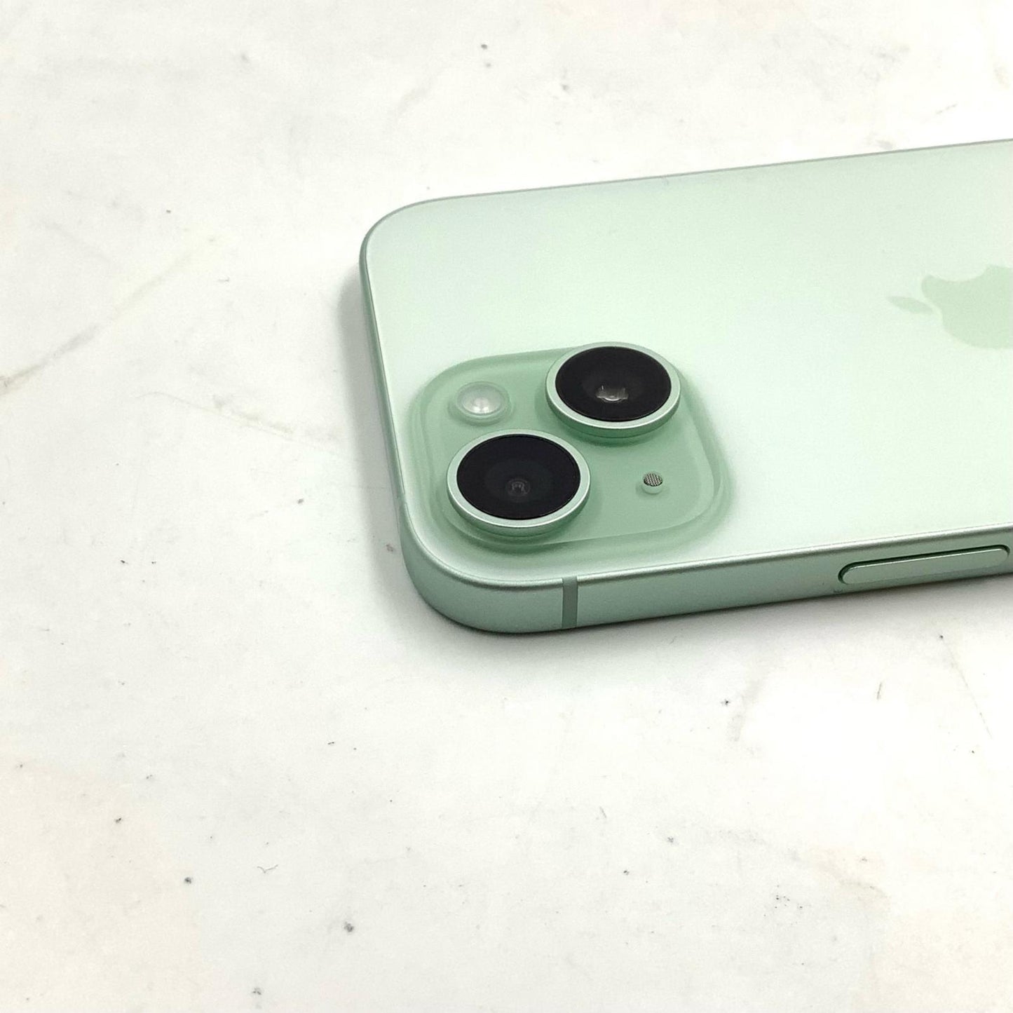 【全額返金保証】【最速発送】Apple iPhone iPhone 15 256GB グリーン Softbank 白ロム 美品 動作確認済 86%