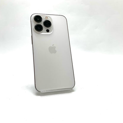 【全額返金保証】【最速発送】Apple iPhone iPhone 13 Pro 256GB シルバー docomo SIMフリー 白ロム 動作確認済 78%