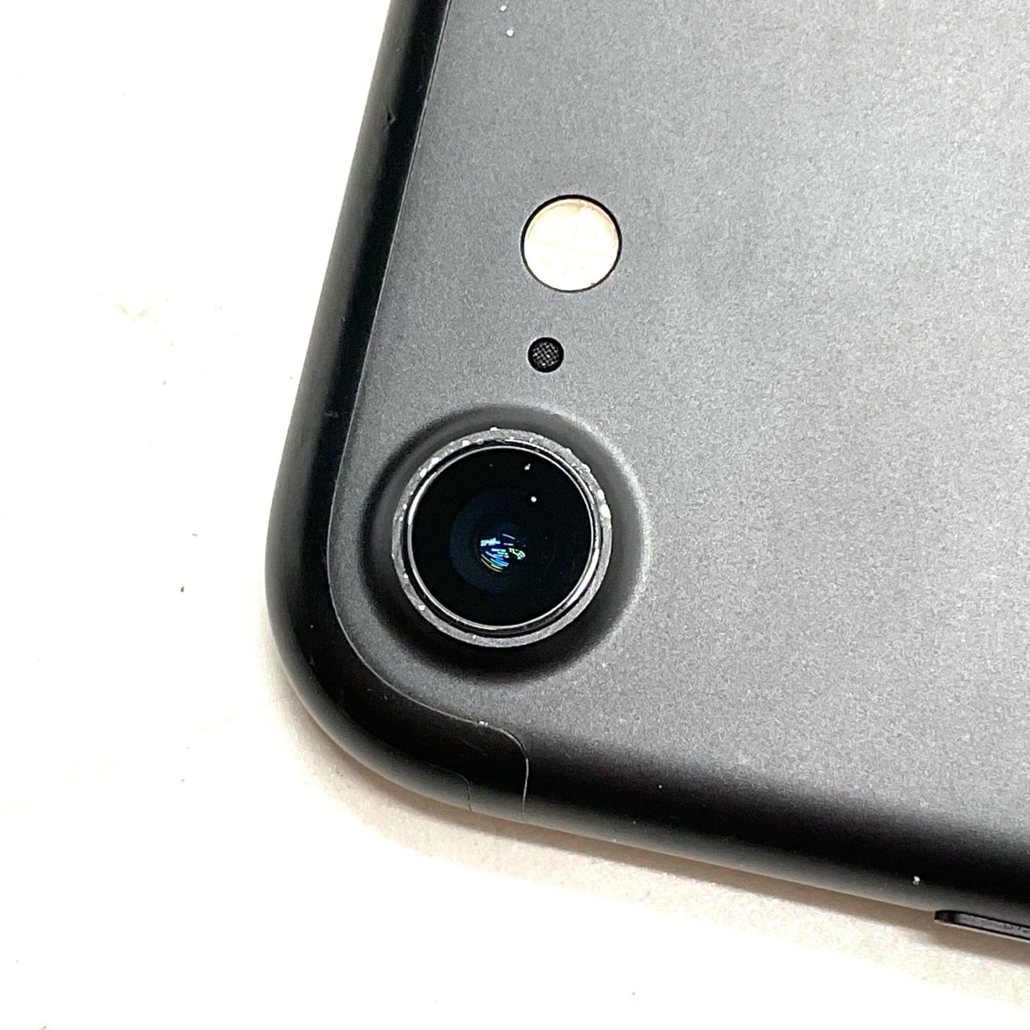 【全額返金保証】【最速発送】Apple iPhone iPhone 7 32GB ブラック au 白ロム 動作確認済