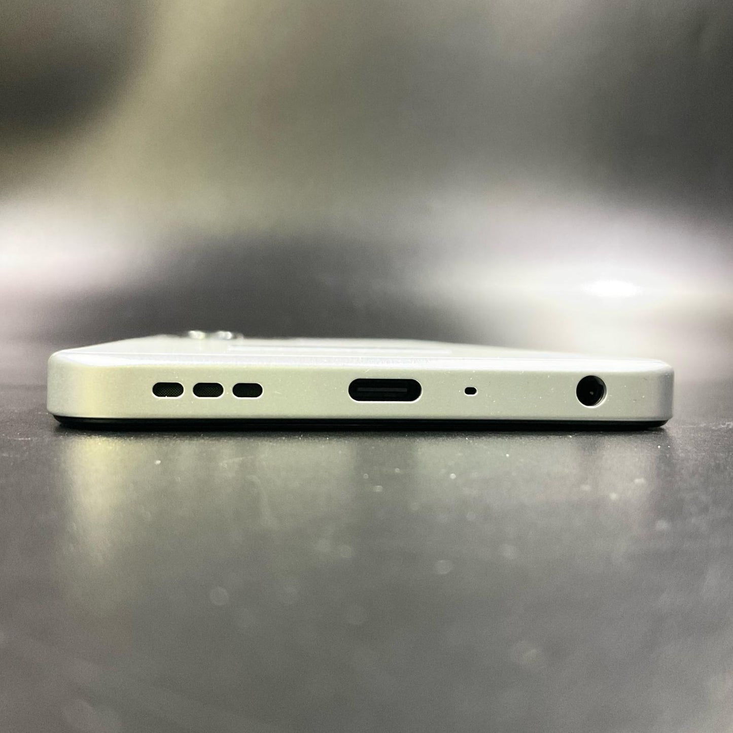 【全額返金保証】【最速発送】OPPO A 5 5G 128GB ホワイト au SIMフリー OPG06 白ロム 美品 動作確認済