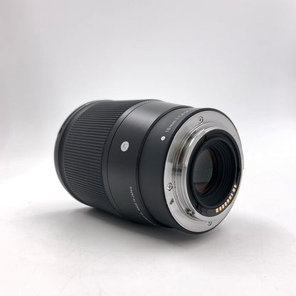 【全額返金保証】【最速発送】SIGMA 16mm F1.4 DC DN | Contemporary / キヤノンEF-Mマウント用 美品 動作確認済