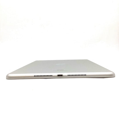 【全額返金保証】【最速発送】Apple iPad iPad 10.2インチ 第8世代 32GB シルバー Wi-Fi 美品 動作確認済