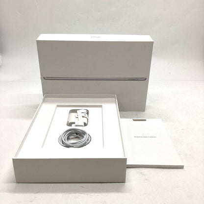 【全額返金保証】【最速発送】Apple iPad iPad 10.2インチ 第8世代 32GB シルバー Wi-Fi 美品 動作確認済