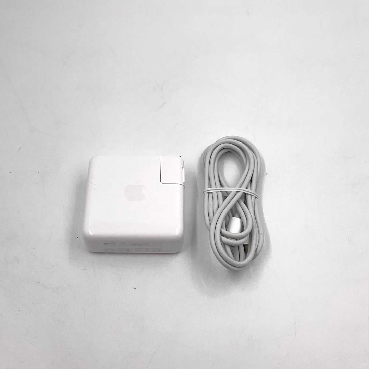 【全額返金保証】【最速発送】Apple MacBook Pro 13.3インチ 2020 Apple M1 16GB 512GB スペースグレイ 100% 美品 動作確認済