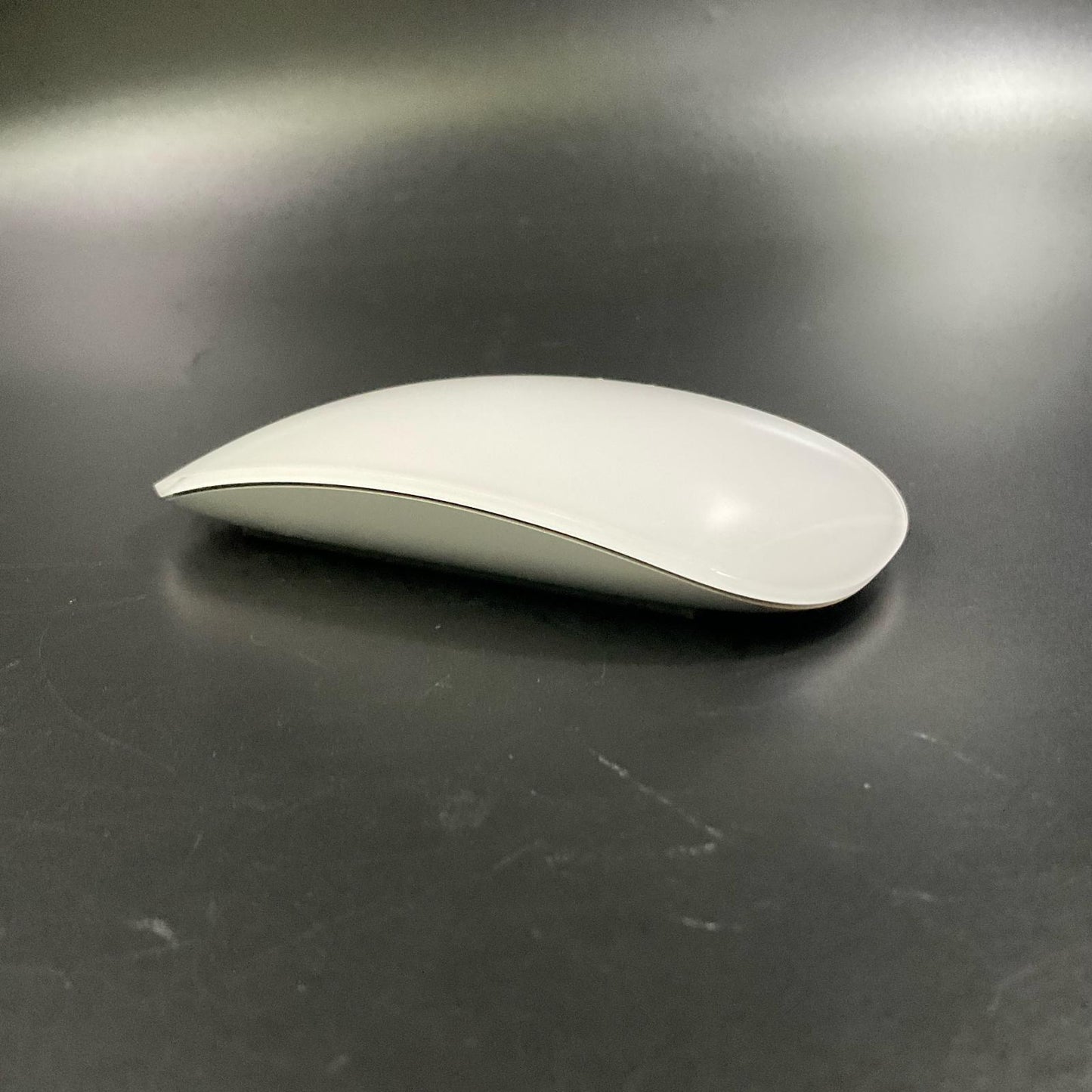 【全額返金保証】【最速発送】Apple Magic Mouse 2 A1657 美品 動作確認済