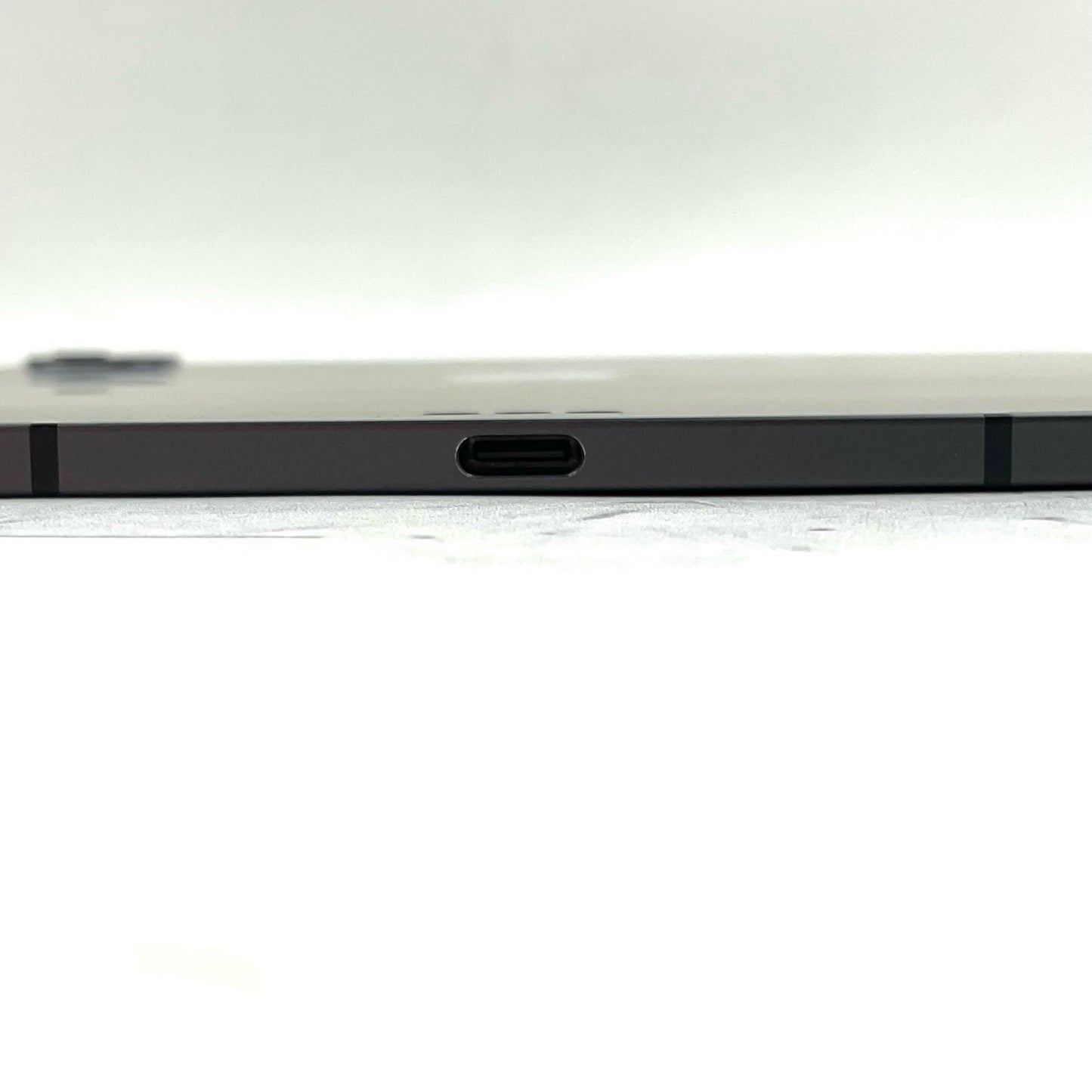 【全額返金保証】【最速発送】Apple iPad Pro 13インチ 第1世代 512GB スペースブラック WiFi+Cellular au SIMフリー 美品 動作確認済