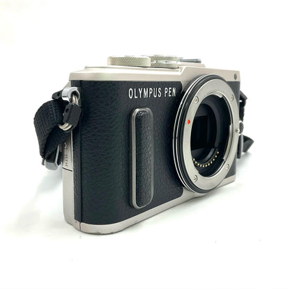 【全額返金保証】【最速発送】OLYMPUS デジタル一眼 PEN E-PL8 ボディ ブラック 美品 動作確認済