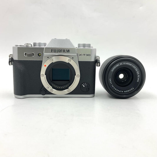 【全額返金保証】【最速発送】FUJIFILM デジタル一眼 X-T30 II 15-45mmレンズキット [シルバー] シルバー 美品 動作確認済