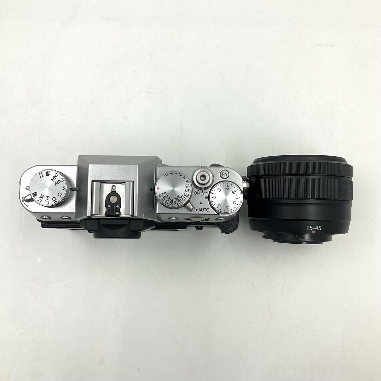 【全額返金保証】【最速発送】FUJIFILM デジタル一眼 X-T30 II 15-45mmレンズキット [シルバー] シルバー 美品 動作確認済
