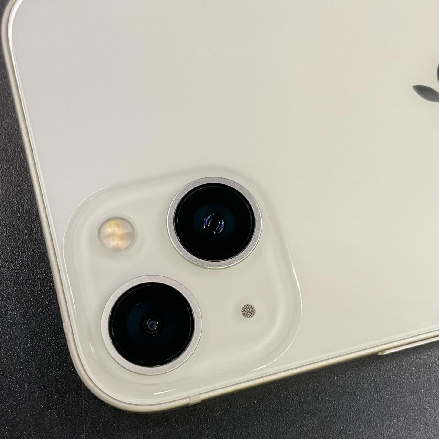 【全額返金保証】【最速発送】Apple iPhone iPhone 13 256GB スターライト SIMフリー 白ロム 美品 動作確認済 82%