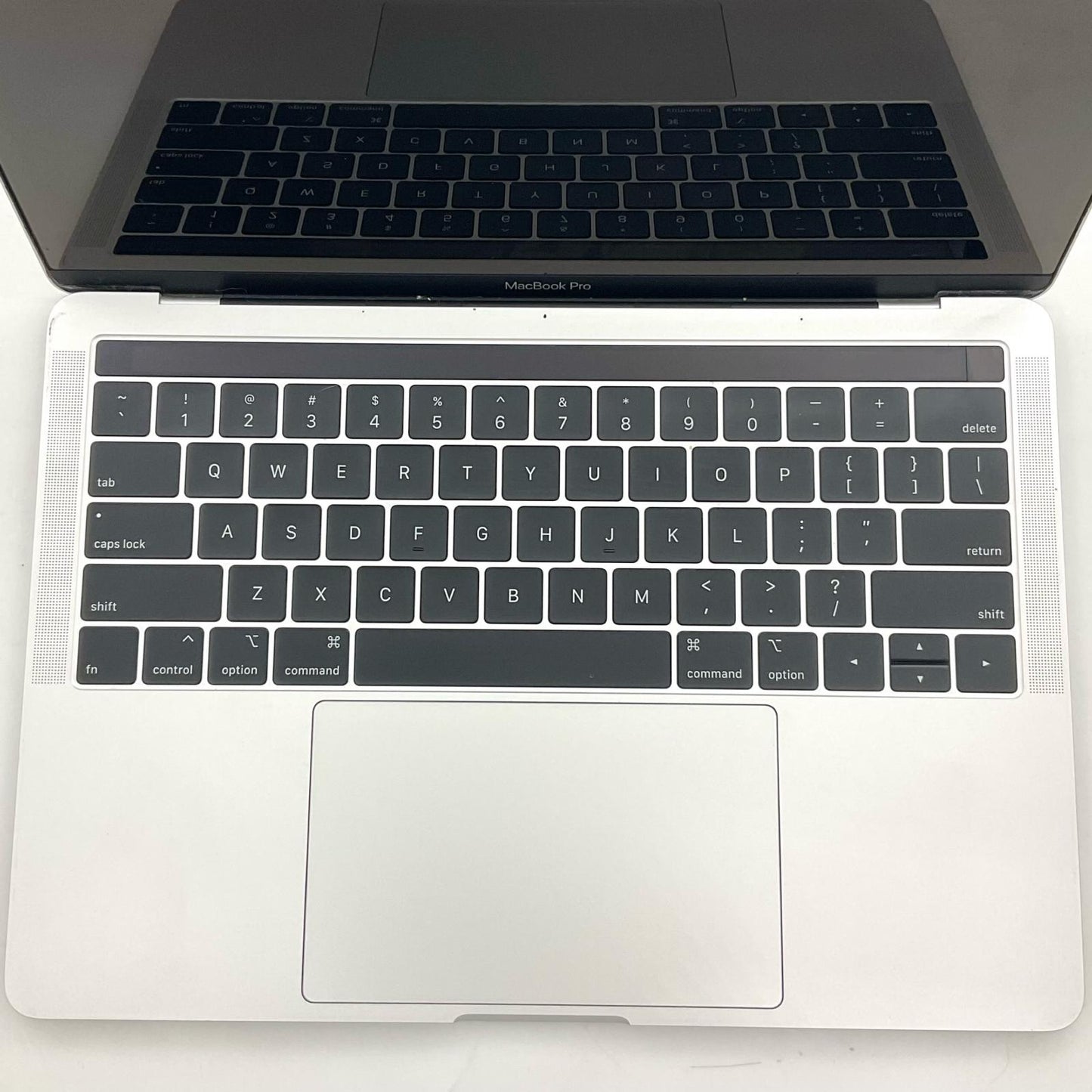 【最速発送】Apple MacBook Pro 13インチ 2019 1.4 GHz クアッドコア Intel Core i5 8GB 256GB シルバー【難有】