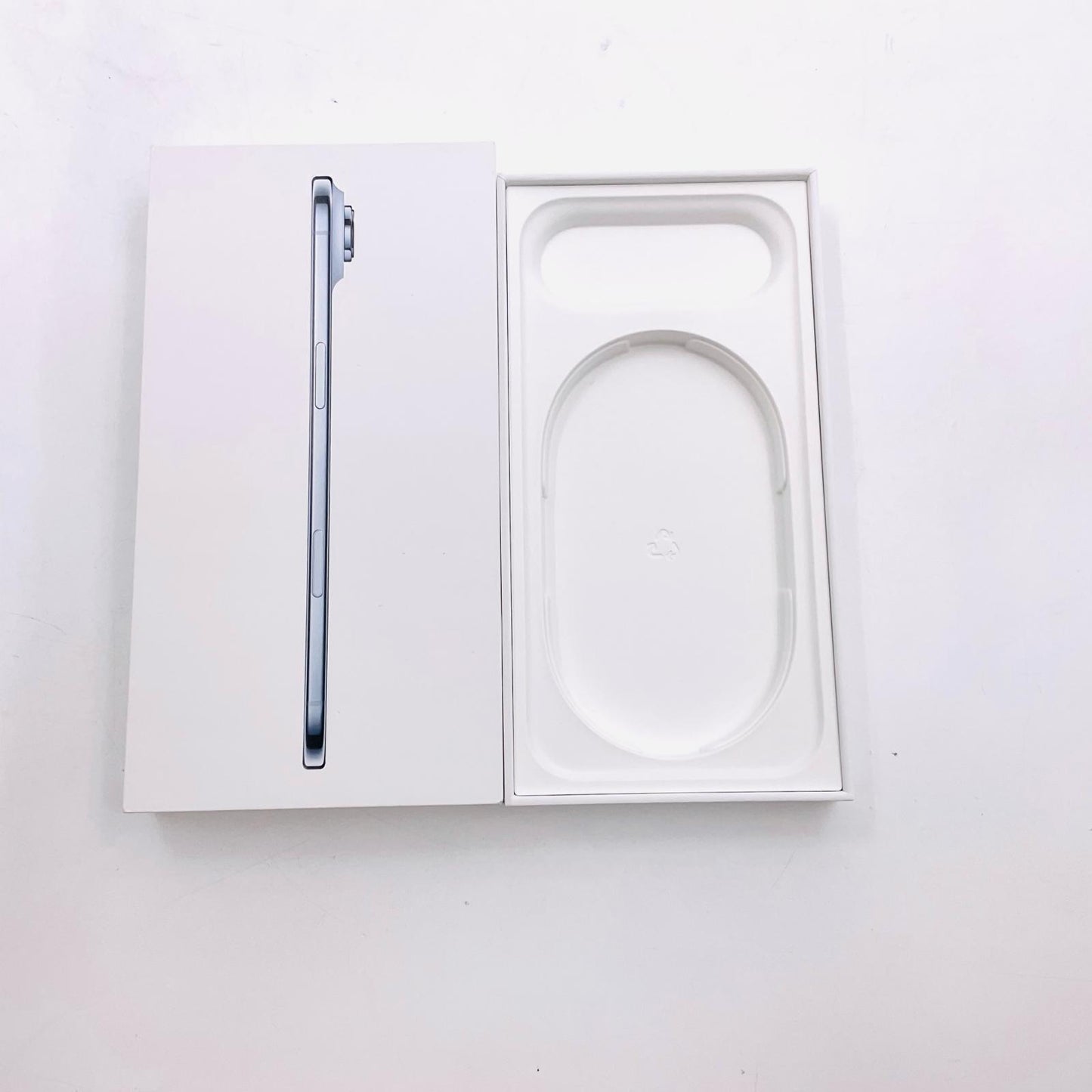 【全額返金保証】【最速発送】Apple iPhone iPhone Air 256GB スカイブルー au 美品 動作確認済 94%